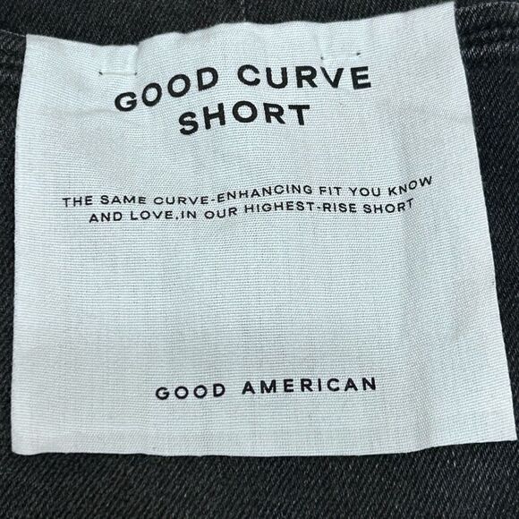 Good American Good Curve Shorts - Picture 7 of 9
